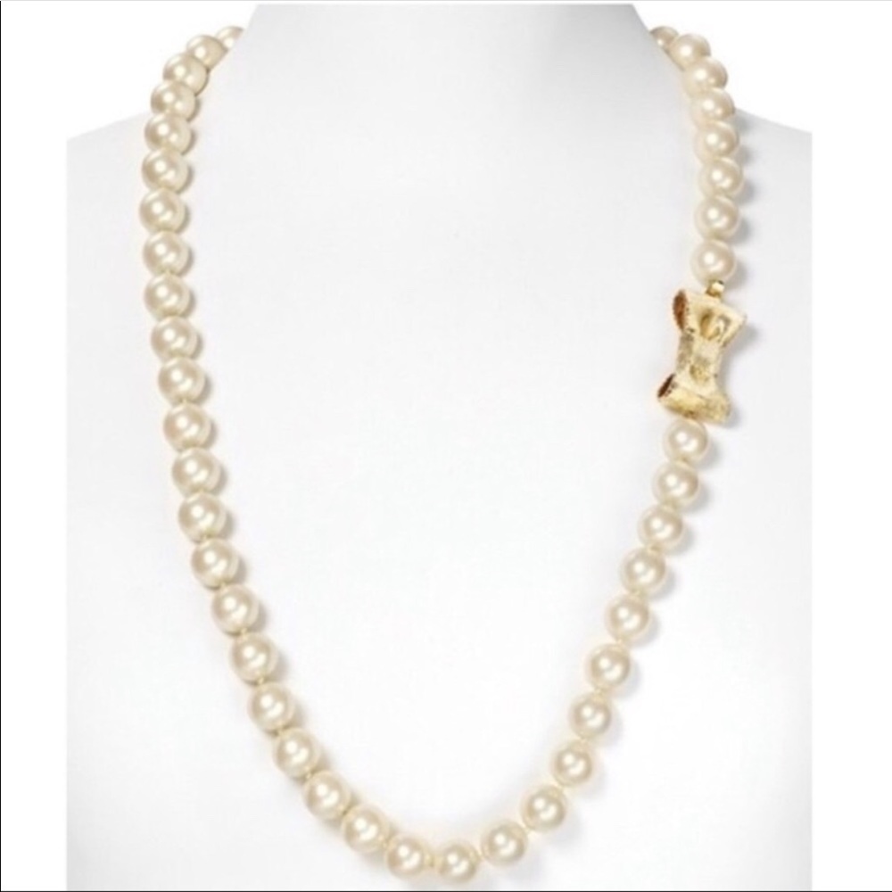 Kate Spade All Wrapped Up Long Pearl Necklace